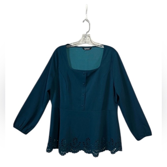 NWOT, BloomChic, Teal Plus-Size Blouse With Cut-Out Hem, 18W-20W - Picture 7 of 7